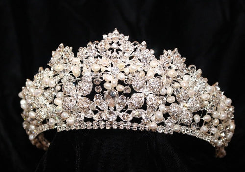 Gorgeous Royal Crystal & Freshwater Pearl Bridal Tiara Crown
