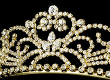 Pretty Crystal Princess Bridal Tiara (Silver or Gold)