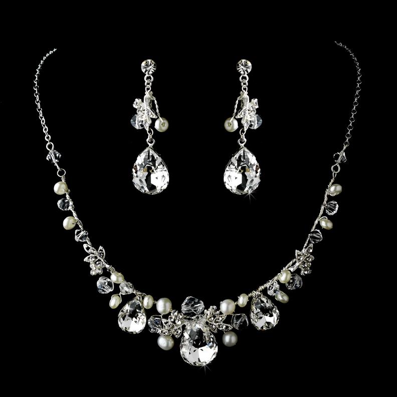 Gorgeous Crystal Necklace Earring Set - La Bella Bridal Accessories